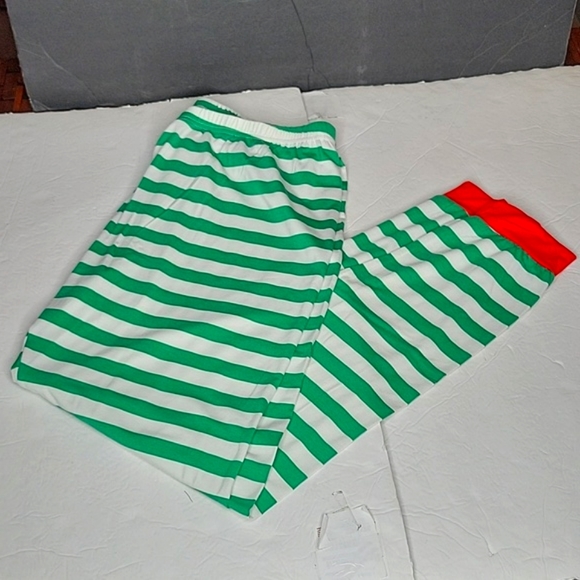 Pajamas - Picture 3 of 6